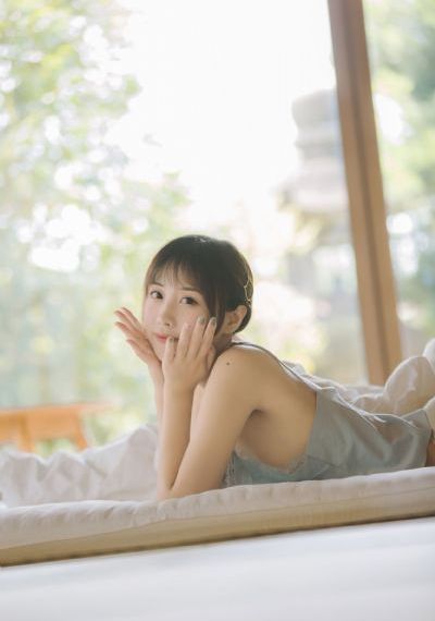 性感模特电影_720神马影院手机在线