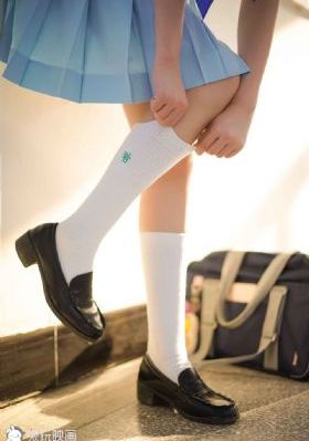 花儿与少年在线观看_BD英语在线播放观看