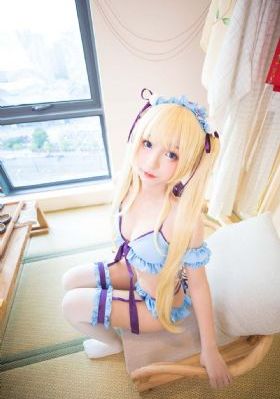 和表姐同居免费观看_720免费在线播放
